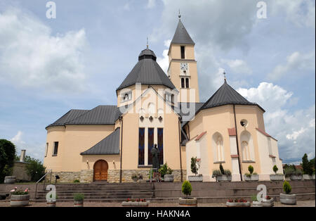 Chiesa parrocchiale di Santa Trinità in Krasic, Croazia Foto Stock