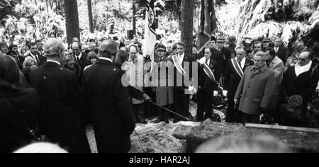 Funerali di condannato criminale di guerra Karl Doenitz il 6 gennaio 1981 in Aumuehle vicino ad Amburgo. | Utilizzo di tutto il mondo Foto Stock