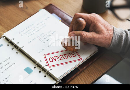 Ritardo transazioni in sospeso non corrisposto il pagamento Nozione Foto Stock