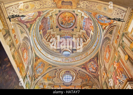 BRESCIA, Italia - 22 Maggio 2016: il soffitto dipinto nella Chiesa di San Francesco d'Assisi e la Cappella del Sacro Cuore (1494 - 1495) da Pietro Bagnadore Foto Stock