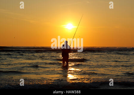 Il pescatore 004. Conil de la Frontera Foto Stock