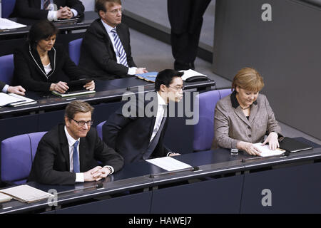 Merkel al Bundestag - Consiglio europeo Foto Stock