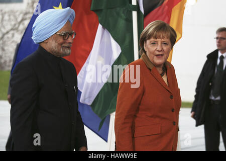 Merkel accoglie Singh, Primo Ministro indiano Foto Stock