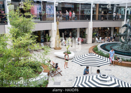 Westfield rinnovato la sua Warringah Mall Shopping center nel 2016, la riapertura appena prima di Natale, Sydney, Australia Foto Stock