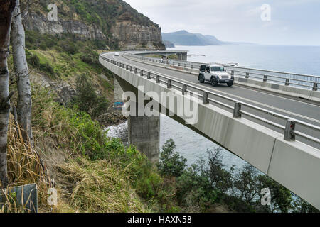 Il Sea Cliff Bridge in Coalcliffe, NSW, Australia Foto Stock