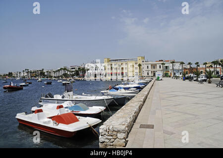 Porto, promenade, Porto Cesareo, Italia Foto Stock