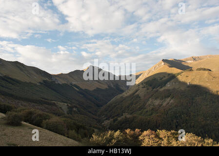 Valle del Fargno nel Parco Nazionale dei Monti Sibillini Foto Stock