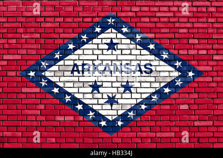 Bandiera dell'Arkansas dipinta su un muro di mattoni Foto Stock