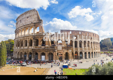 Colosseo a Roma Foto Stock