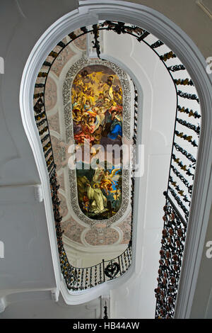 Affresco sul soffitto sopra la scalinata di Rose, abbazia Stams, Stift Stams, Tirolo, Austria Foto Stock