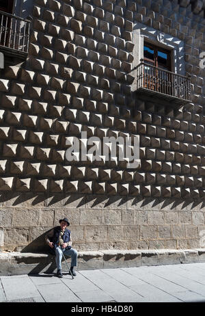 Il XV secolo. Casa de los Picos nella città di Segovia, Spagna Foto Stock