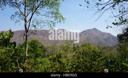 Punto di vista nel Parco Nazionale di Erawan inthailand Foto Stock