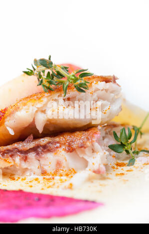 Orate di mare filetto burro fritto pan Foto Stock