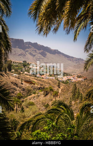 Foto di una piccola e bella città di Fataga in Gran Canaria Isole Canarie Spagna Foto Stock