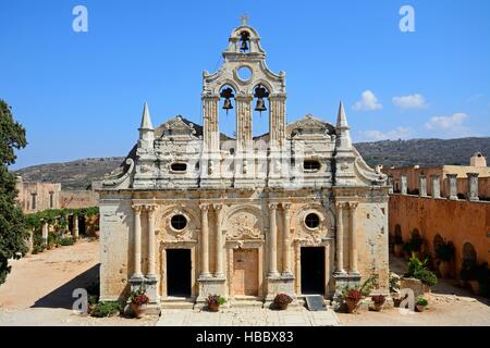 Vista in elevazione del monastero di Arkadi, Arkadi, Creta, Grecia, l'Europa. Foto Stock