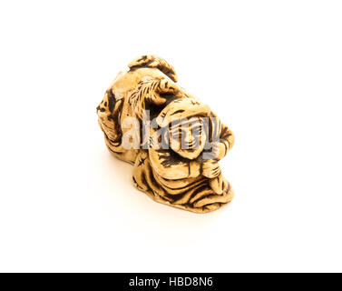 Giapponese Daikoku netsuke con un sacco di riso e ratti. Foto Stock