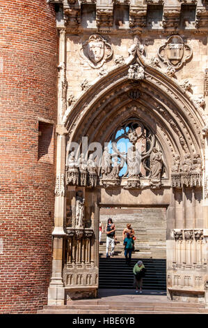 Città di Albi dichiarata Patrimonio dell'Umanità dall'UNESCO, cattedrale di Saint Cecile, Tarn, Occitanie, Francia, Europa Foto Stock