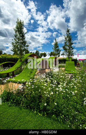 La visione del mondo giardino alla RHS Hampton Court Palace Flower Show 2016 Foto Stock