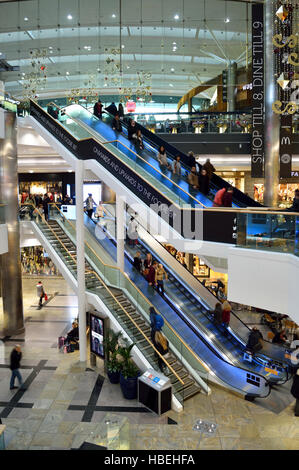 WestQuay shopping centre di Southampton su un dicembre pomeriggio Foto Stock