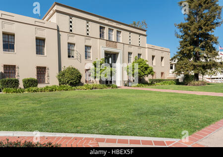 La County Court House e gli uffici della contea (comprese opere pubbliche Dept.) a San Luis Obispo, California, USA. Foto Stock