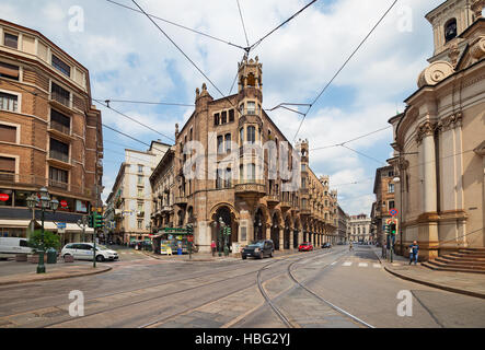 Street nella città di Torino. Foto Stock