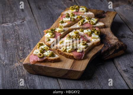 Piccoli panini con pancetta Foto Stock