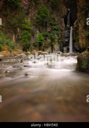 Bella cascata Foto Stock