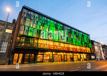 Il rinnovato Teatro Everyman su Hope Street in Liverpool. Foto Stock