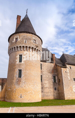 Fougeres-sur-Bievre, Francia - 6 Novembre 2016: Il Chateau de Fougeres-sur-Bievre, medievale castello francese nella Valle della Loira. Fu costruita nel XV secolo Foto Stock