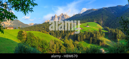 Alpine, alpi, sfondo, bella chiesa, dolomite Dolomite, famoso,l'Italia, Foto Stock
