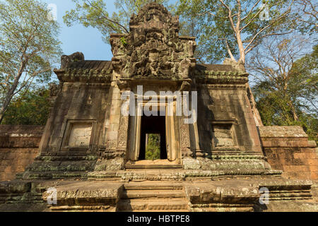 Ripristinato Chau dire Tevoda vicino tempio di Angkor Wat, Cambogia Foto Stock