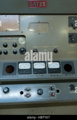 Guerra di antiquariato un trasmettitore radio in bunker, Saigon Independance Palace Foto Stock