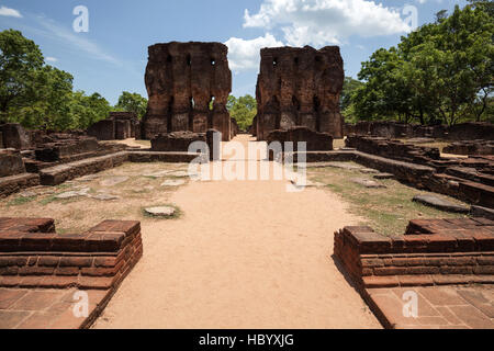 Royal Palace, rovine della Città Sacra, Polonnaruwa, Nord provincia centrale, Sri Lanka Foto Stock