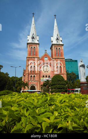 La cattedrale di Notre Dame Basilica di Saigon, Città di Ho Chi Minh (Saigon), Vietnam Foto Stock