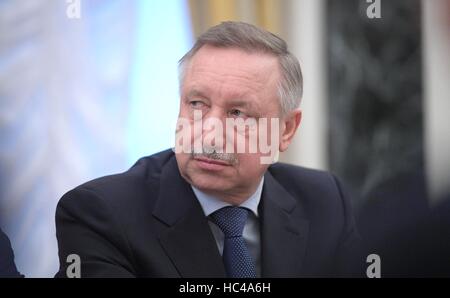 Mosca, Russia. 07Th Dec, 2016. Il russo Vice Capo del personale delle presidenziali ufficio esecutivo Alexander Beglov durante una riunione dei membri permanenti del Consiglio di sicurezza al Cremlino Dicembre 7, 2016 a Mosca, in Russia. Credito: Planetpix/Alamy Live News Foto Stock