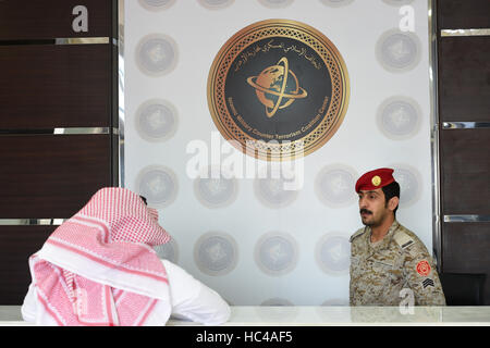 Riyadh, Arabia Saudita. L'8 dicembre, 2016. Il personale IMCTC illustrato presso la sede dell'Esercito islamico contro il terrorismo Coalition (IMCTC) in Riyadh, Arabia Saudita, 8 dicembre 2016. I locali sono dovuto andare in funzione nel marzo 2017. Il ministro tedesco della difesa è su una 5 giorni di visita alla regione. Foto: Rainer Jensen/dpa/Alamy Live News Foto Stock