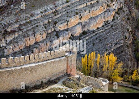 Le mura della città di Albarracin, Spagna Foto Stock