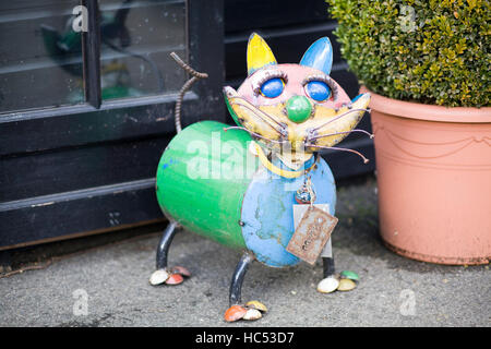 Ornamentali in metallo Cheshire cat Foto Stock