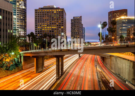 Ora di punta del traffico in Los Angeles Foto Stock