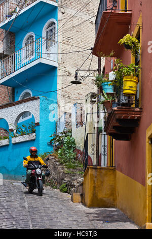 Le colorate case dipinte di Guanajuato, Messico Foto Stock