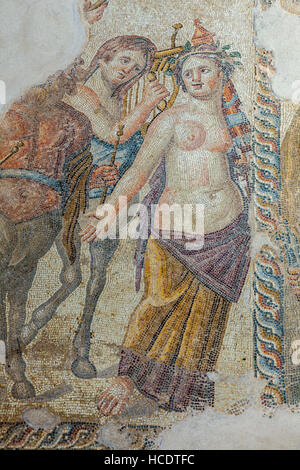 Mosaico romano di Appolo e Marsia, casa di Aion, Paphos parco archeologico, Cipro Foto Stock