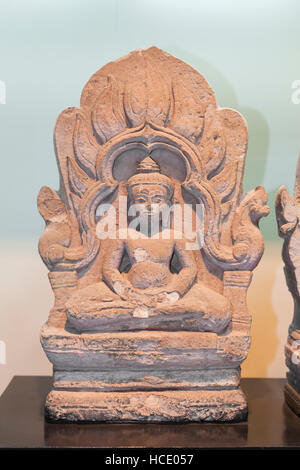 Antefissa con il Buddha in meditazione, Thailandia Foto Stock