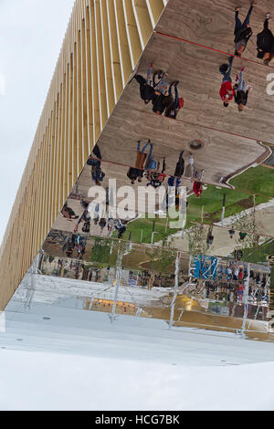 Milano, Italia - Settembre 2015: padiglione russo alla Expo 2015. Il tema dell'Esposizione Universale è Nutrire il Pianeta, Energia per la vita. Progettato b Foto Stock