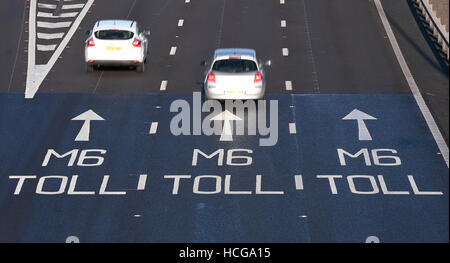 L'inizio della M6 Toll in The Coleshill Interchange nel Warwickshire. Stampa foto di associazione. Picture Data: domenica 4 dicembre, 2016. Foto di credito dovrebbe leggere: Joe Giddens/PA FILO Foto Stock