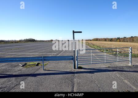 Abbandonato Wisley airfield Surrey UK Foto Stock