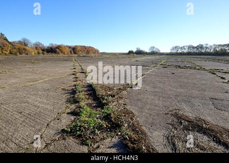 Abbandonato Wisley airfield Surrey UK Foto Stock