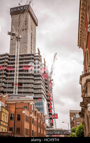 La shard in costruzione, Londra, Regno Unito. Foto Stock