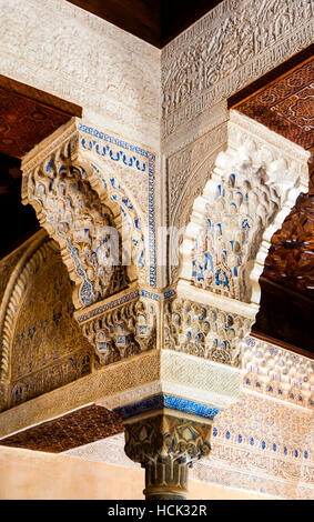 Moresco ornamenti dal Alhambra Islamic Royal Palace, Granada, Spagna Foto Stock