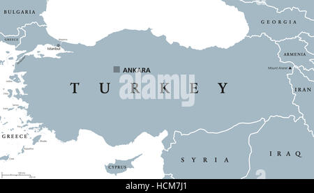 La Turchia mappa politico con capitale Ankara, i confini nazionali e i paesi vicini. Repubblica in Eurasia. Illustrazione di grigio. Foto Stock