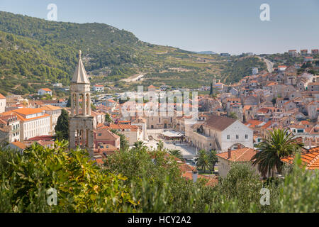 Vista su Hvar, isola di Hvar, Dalmazia, Croazia Foto Stock